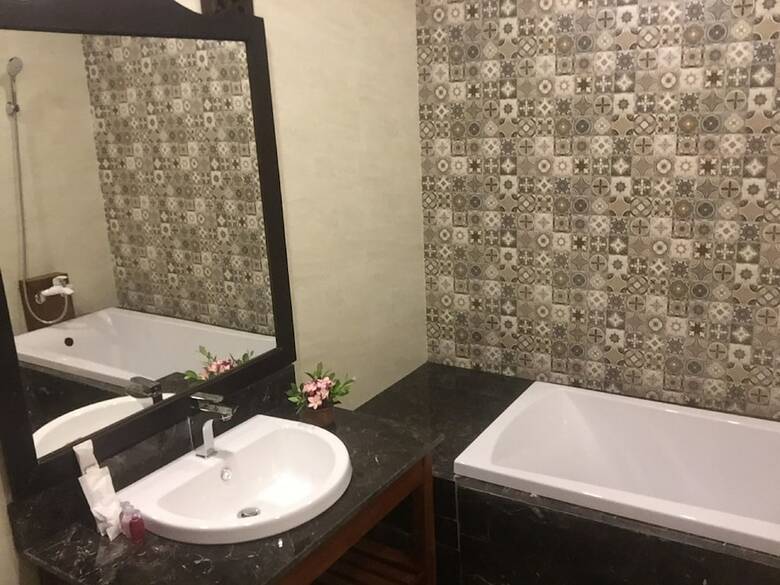 Royal Peacock Boutique Hotel
