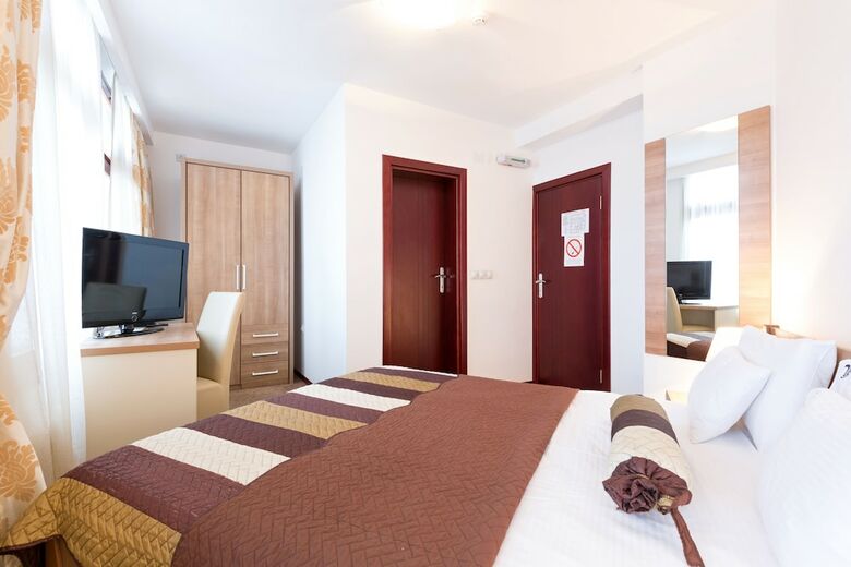Garni Hotel Villa Family