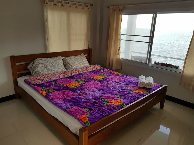 Hotel Koh Sichang Unseen