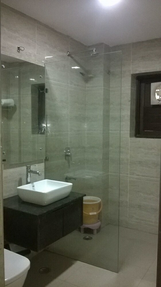 Hotel Ashish Palace