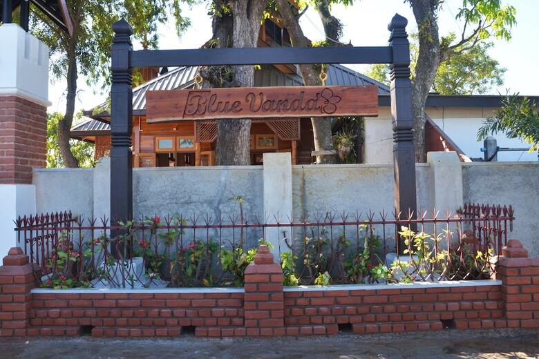 Hotel Blue Vanda Lodge