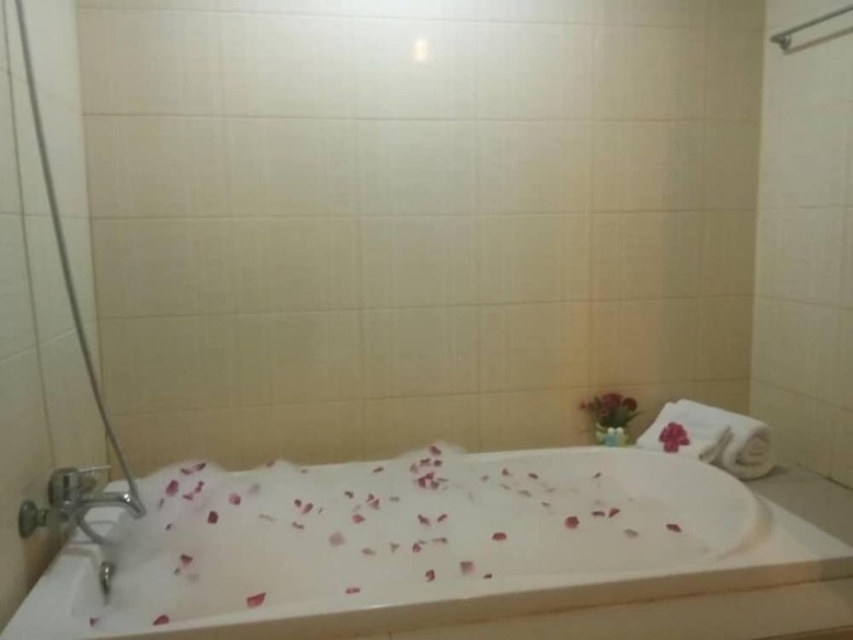 Hotel Ananya Residence Service Apartment