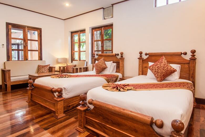 Hotel Villa Ang Thong