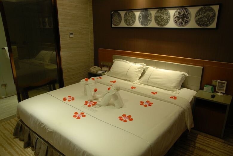 Insail Hotels (Gongbei Port Zhuhai)