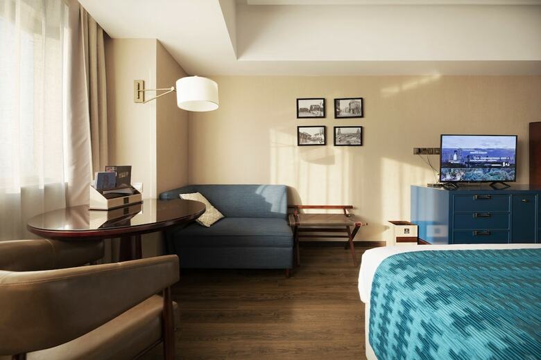 Lestie Hotel Hengshan Road
