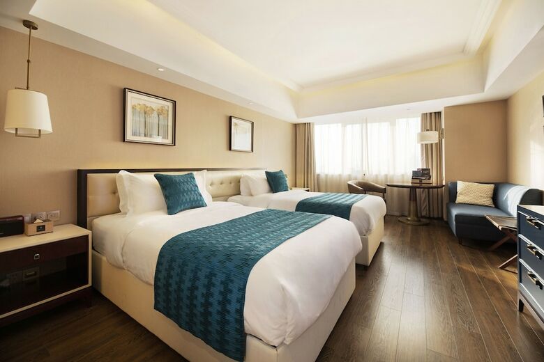Lestie Hotel Hengshan Road