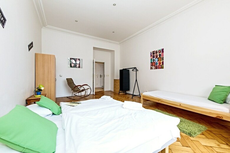 Chill Hill Apartments