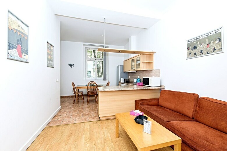 Chill Hill Apartments