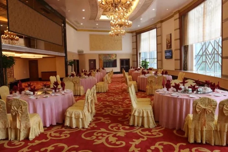 City Hotel