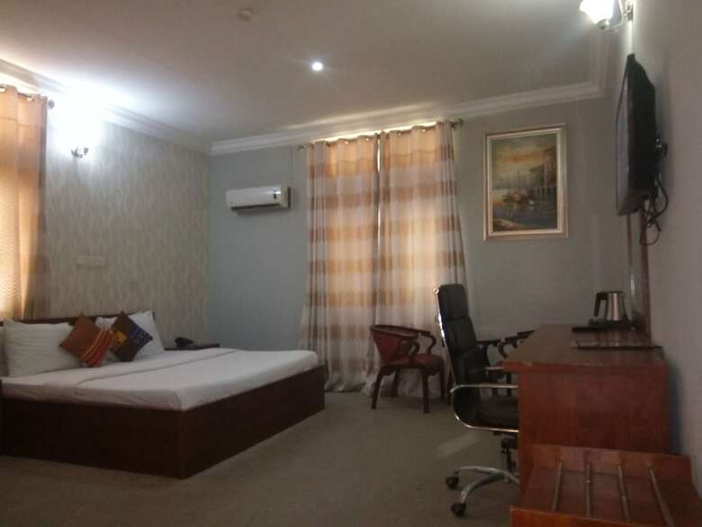 Hotel Bjorne Classic Suites