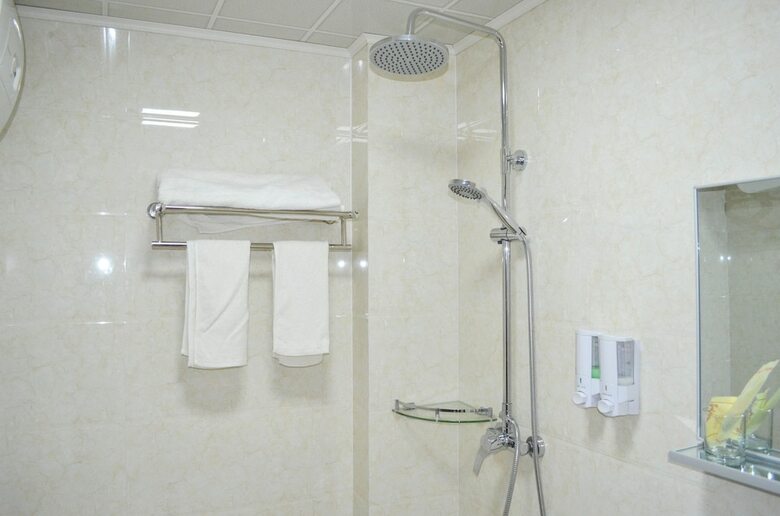 Chinese Business Hotel