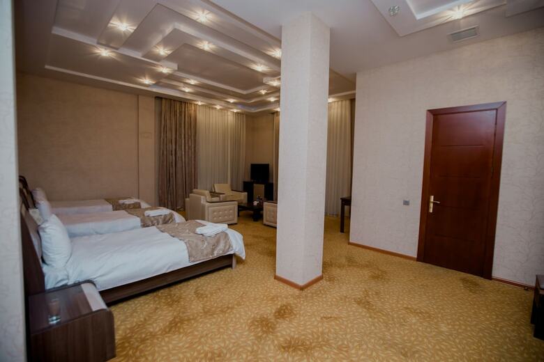 Travel Hotel