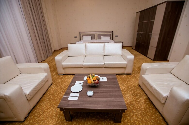 Travel Hotel