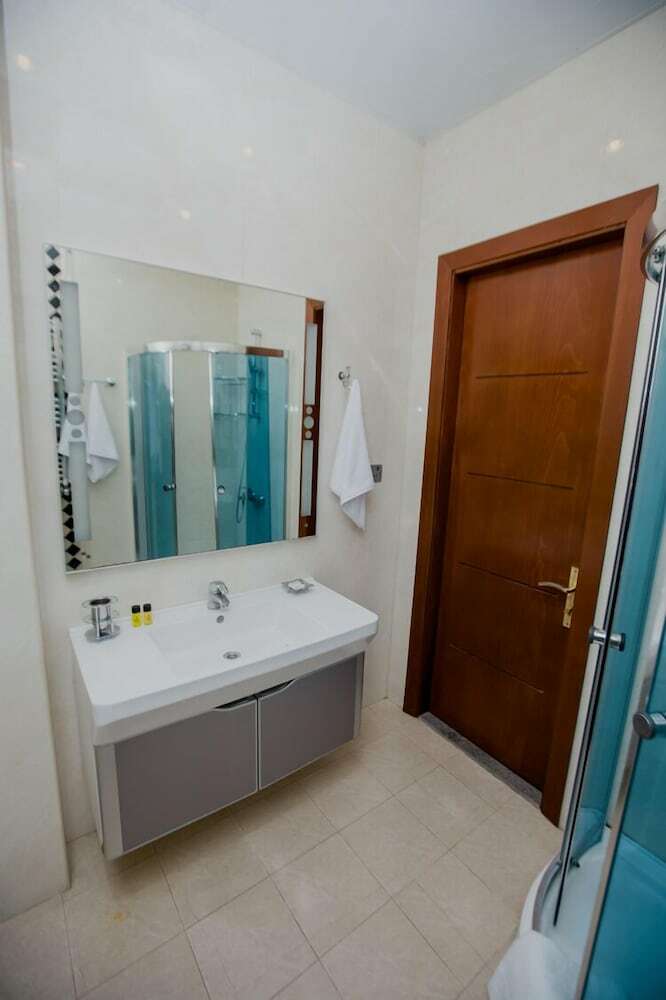 Travel Hotel