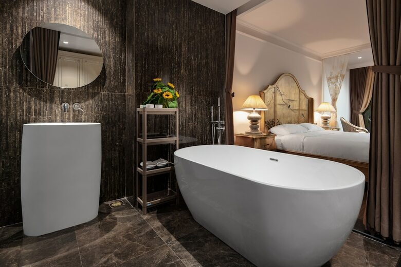 Damsels Hanoi Boutique Hotel