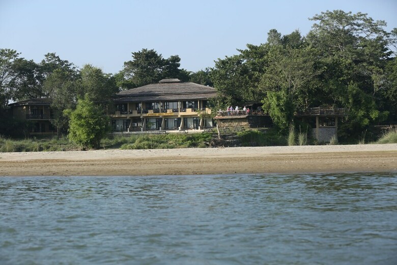 Jungle Villa Resort