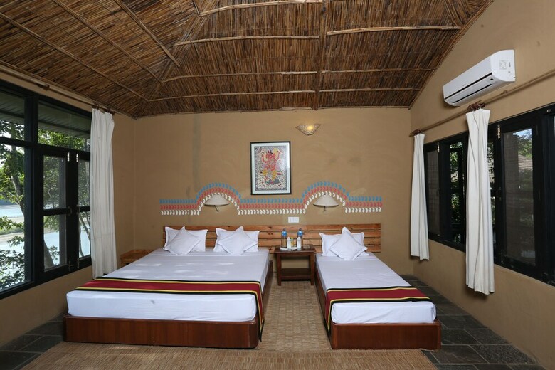 Jungle Villa Resort