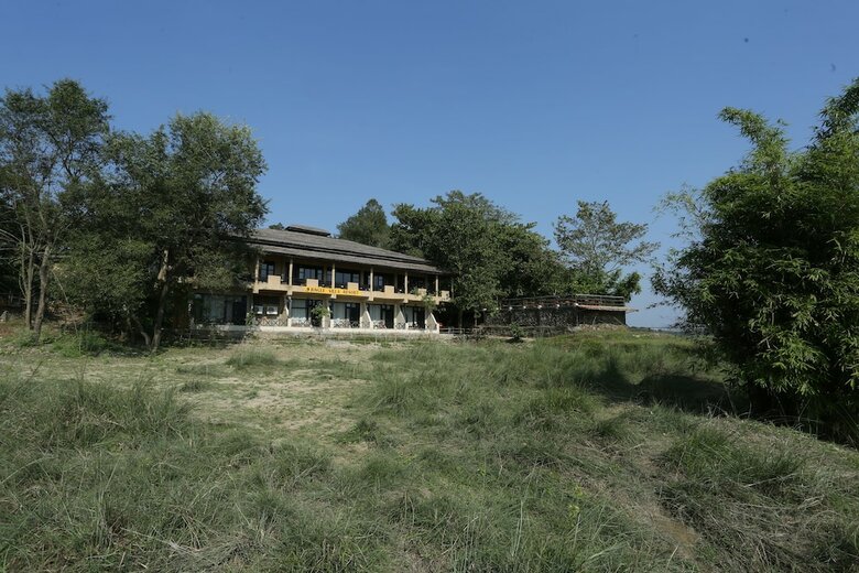 Jungle Villa Resort