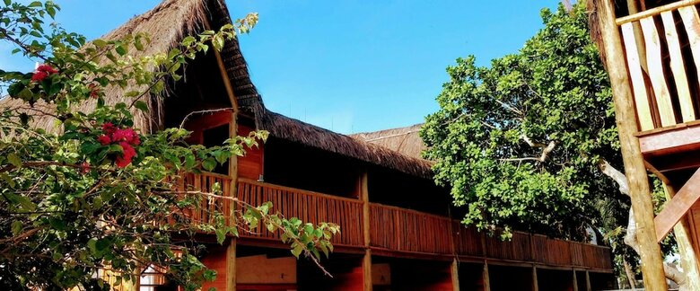 Hotel Hurricane Jeri Gardens