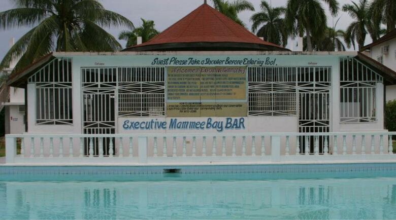 Executive Mamme Bay Hotel And Conference