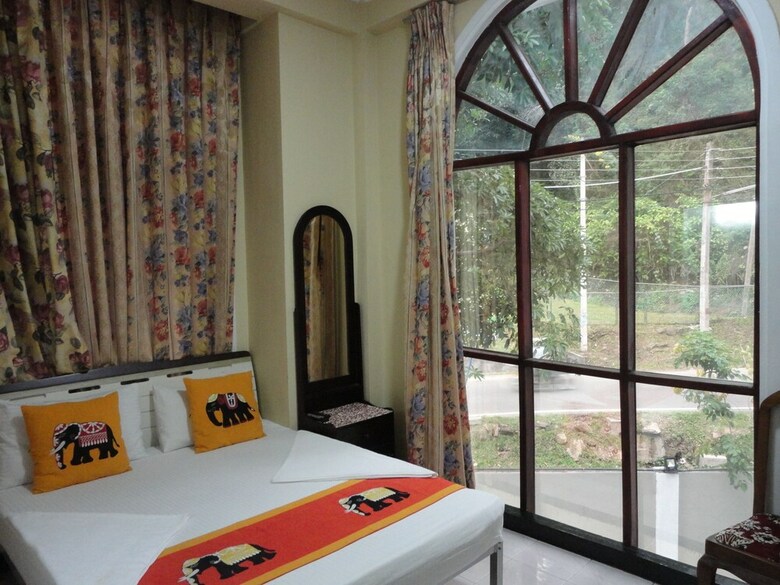 Forest Villa Hotel