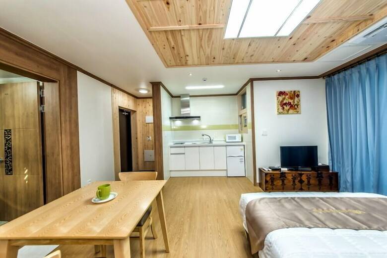 Sea & Wave Pension
