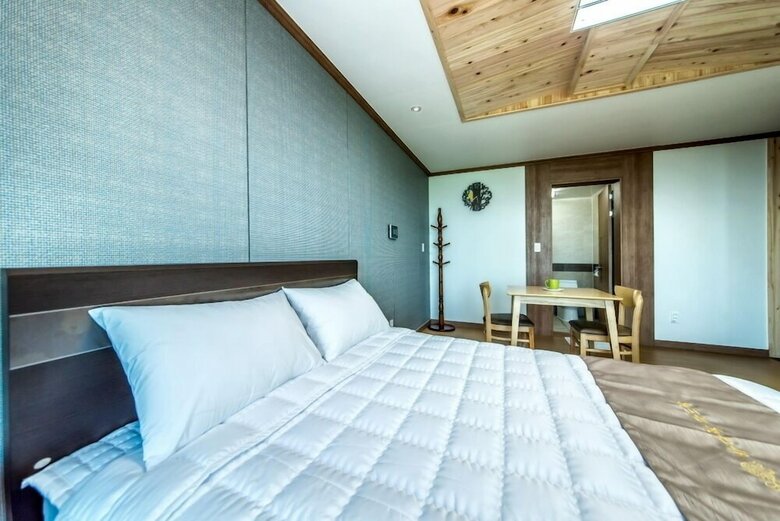 Sea & Wave Pension
