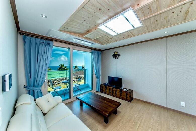 Sea & Wave Pension