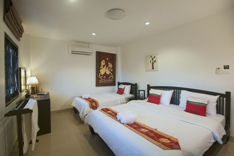 Baan Santhiya Private Pool Villas