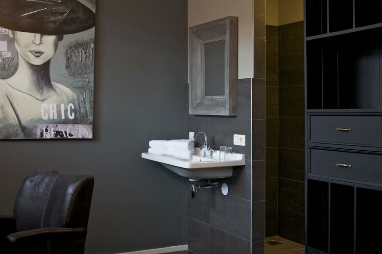 Hotel Huis Van Bewaring