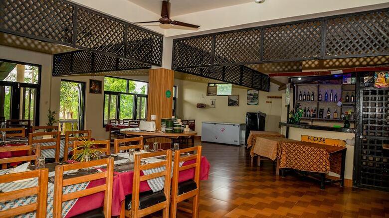 Hotel Riverside