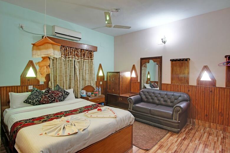 Hotel Riverside