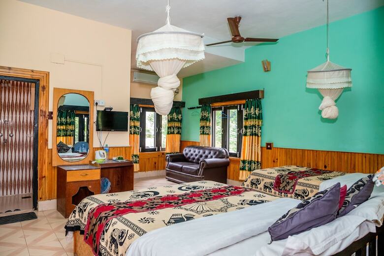 Hotel Riverside