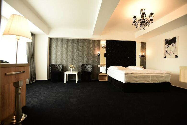 La Rocca Hotel Boutique