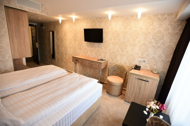 La Rocca Hotel Boutique