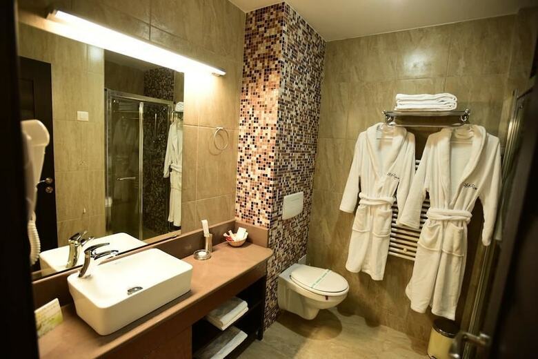 La Rocca Hotel Boutique