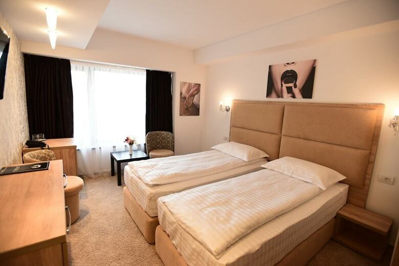 La Rocca Hotel Boutique