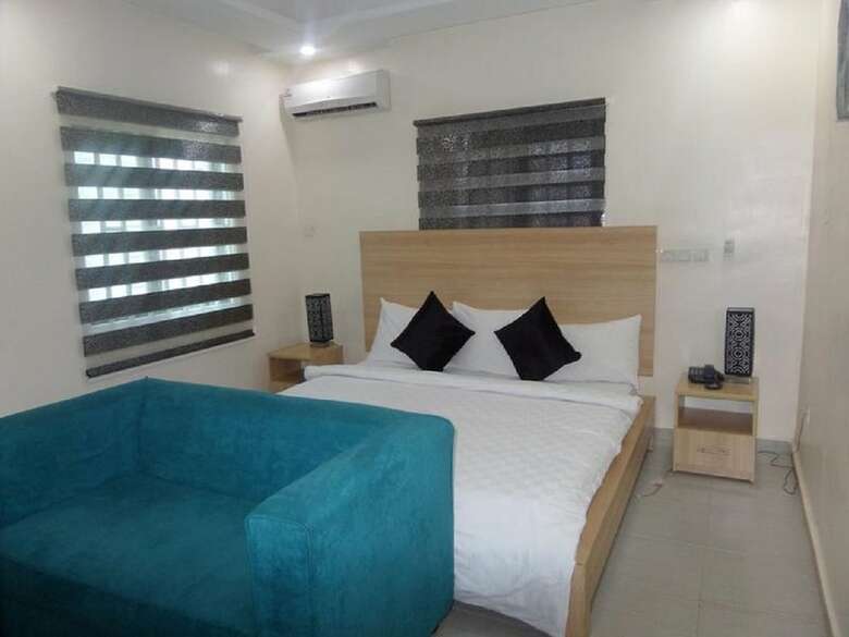 Hotel Vine Apartments & Resort