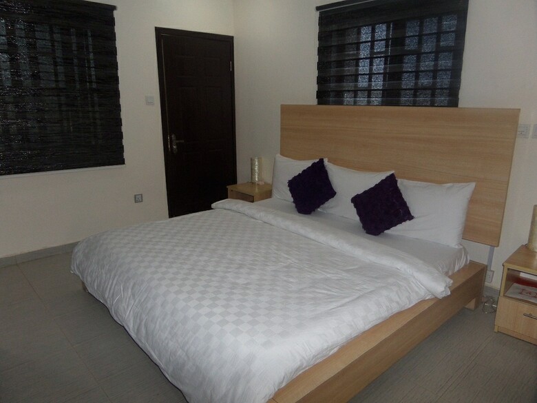 Hotel Vine Apartments & Resort