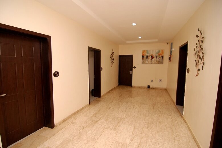 Hotel Vine Apartments & Resort