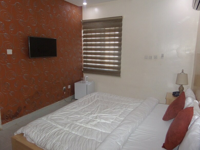 Hotel Vine Apartments & Resort