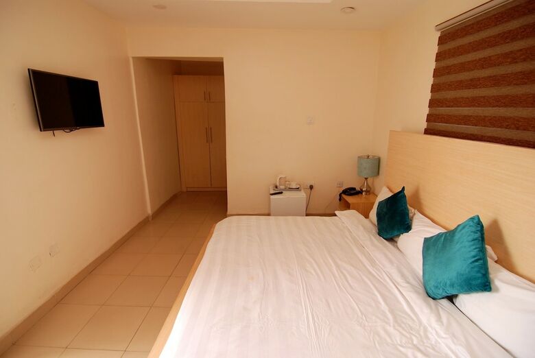 Hotel Vine Apartments & Resort