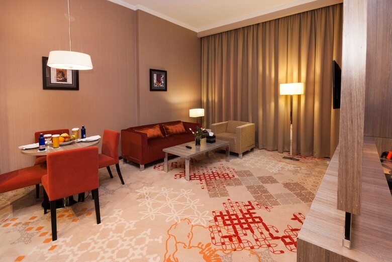 Mira Waterfront Hotel