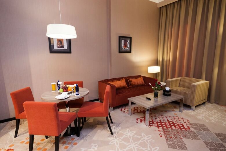 Mira Waterfront Hotel