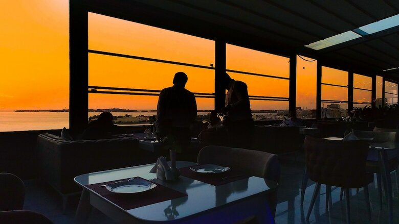 Mira Waterfront Hotel