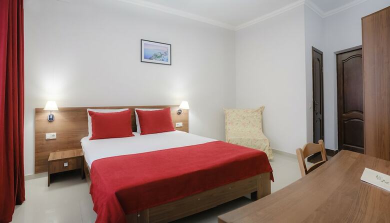 Hotel Yuzhny