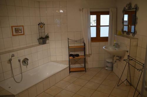 Hostal Landpension Im Alten Knoglerhof