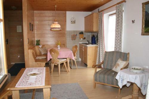 Apartamento G�stehaus H�cher