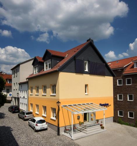 Hostal Hotel Garni Am Kirchplatz