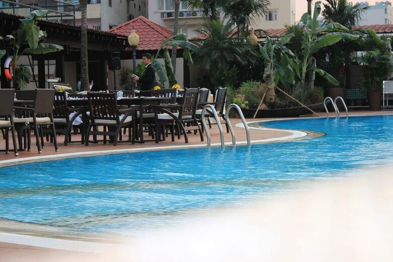 New World Saigon Hotel